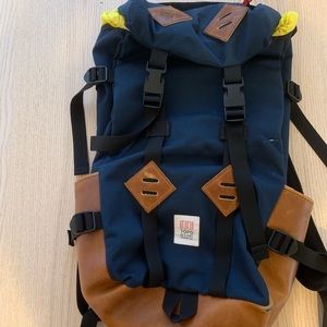 Topo Backpack (w/ laptop pocket)